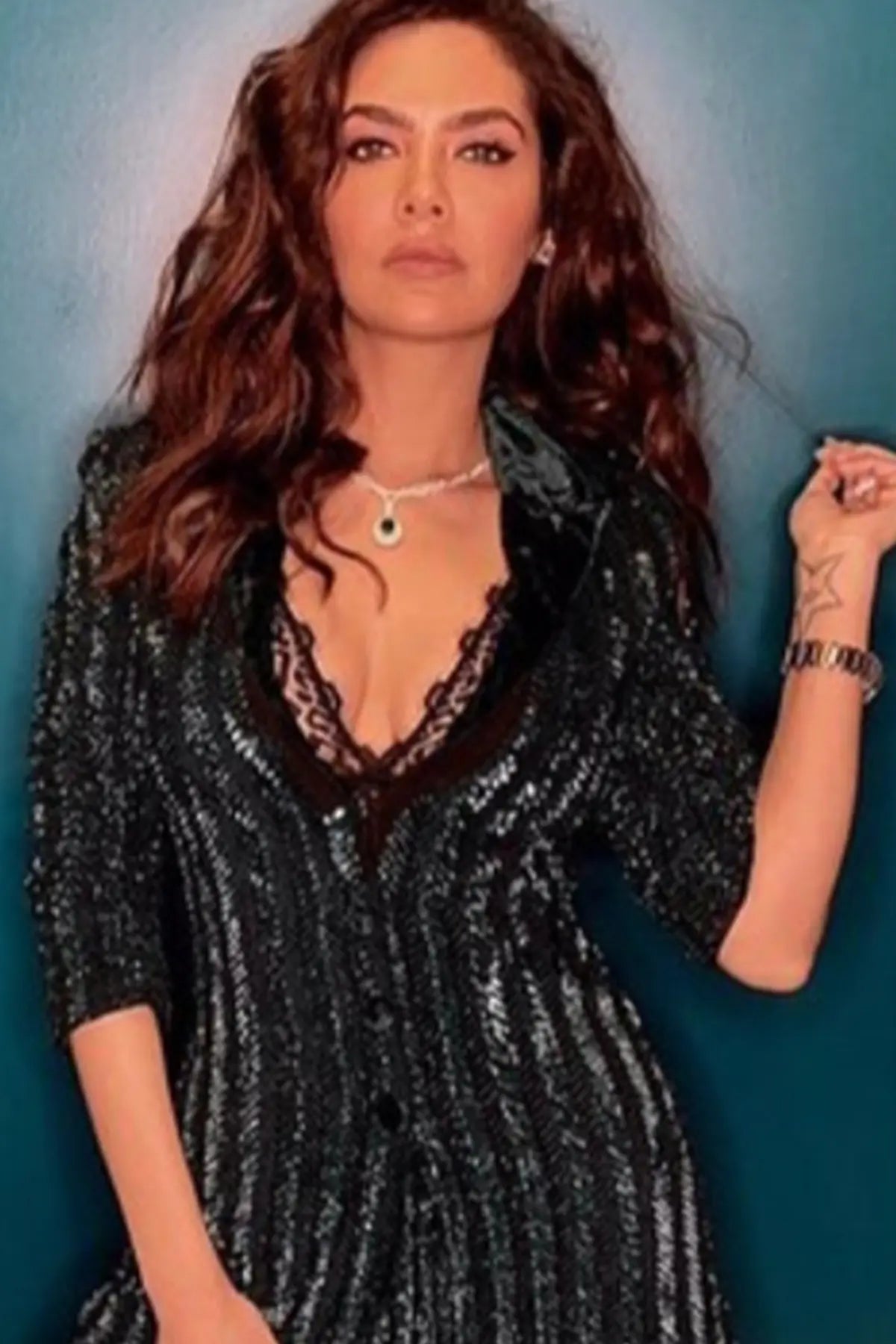 Esha Gupta In NJ Sequin Chevron Pattern Pant Suit Namrata Joshipura Online (Celebrity Muses)