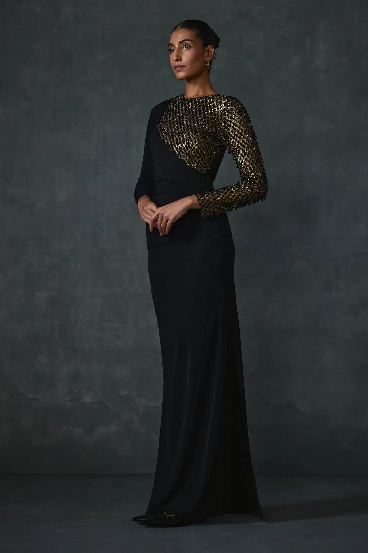 Dazzling Fitted Gown Namrata Joshipura Online