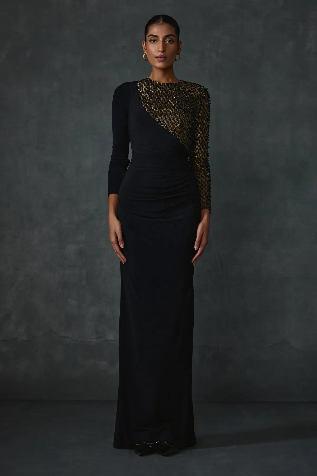 Dazzling Fitted Gown Namrata Joshipura Online