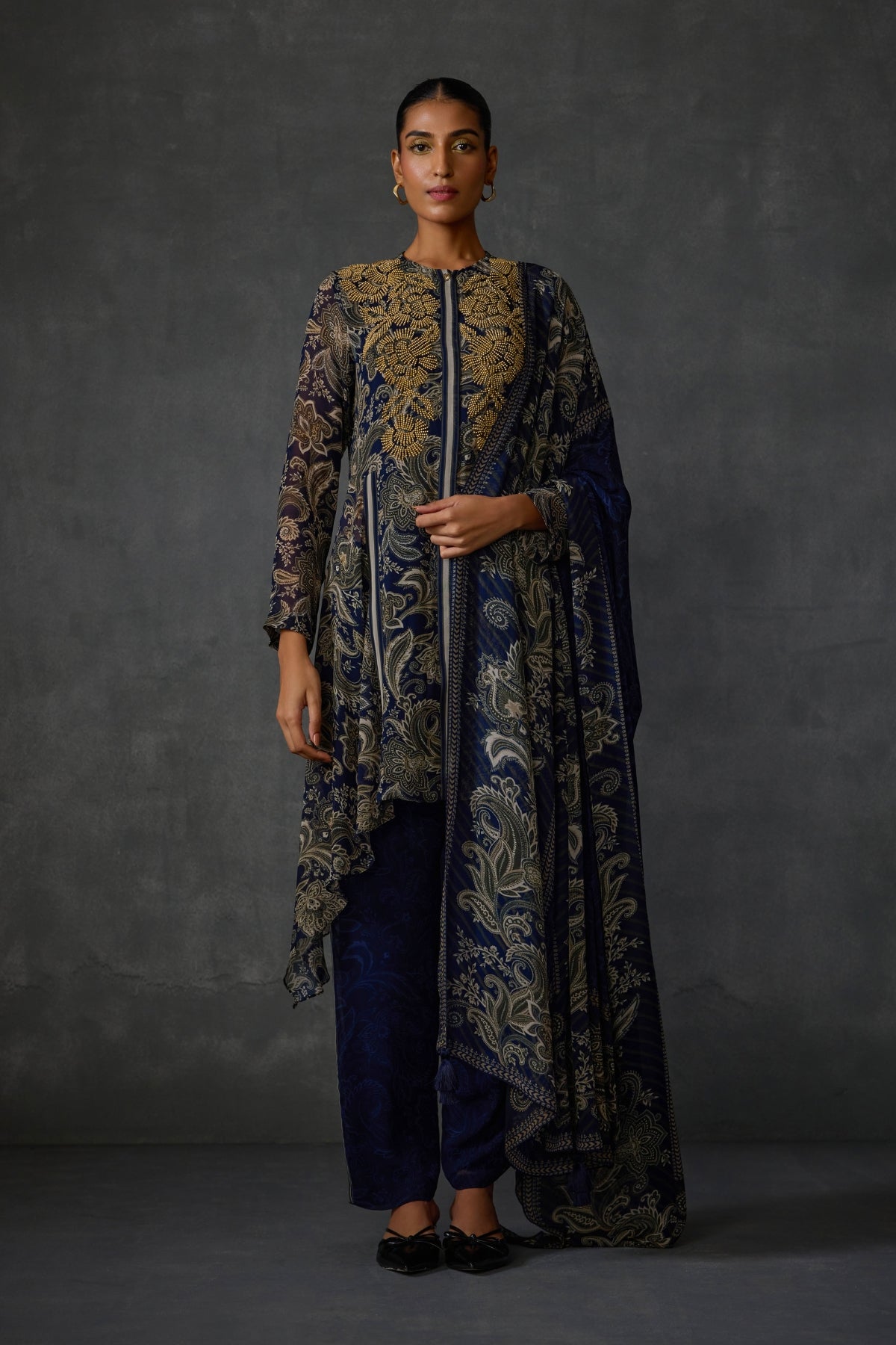 Myrrah Paisley Trapeze Asymetric Kurta Set With Dupatta Namrata Joshipura Online
