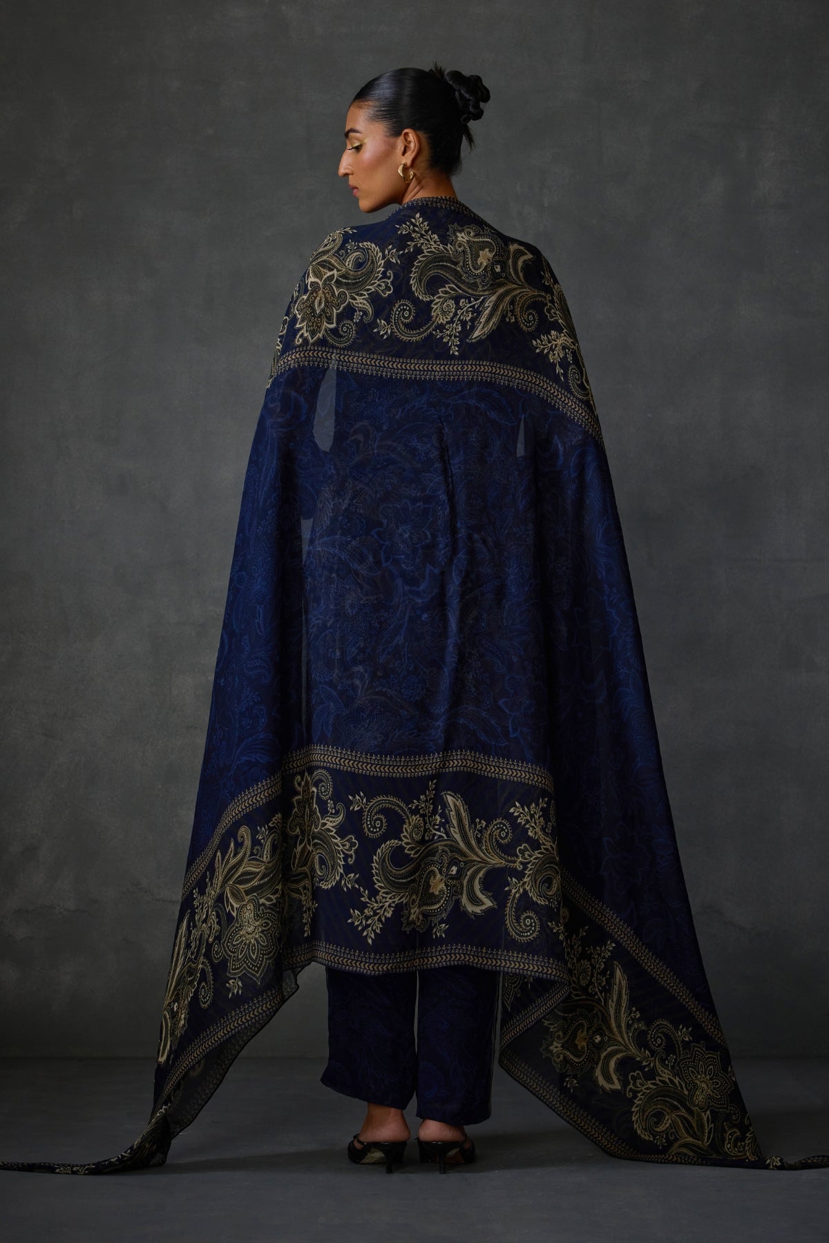 Myrrah Paisley Trapeze Asymetric Kurta Set With Dupatta Namrata Joshipura Online