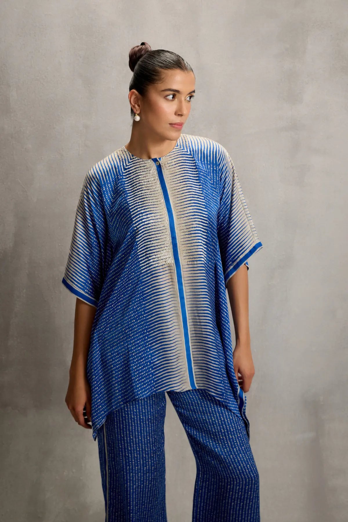 Crest Pointed Hem Asymtric Co-ord Namrata Joshipura