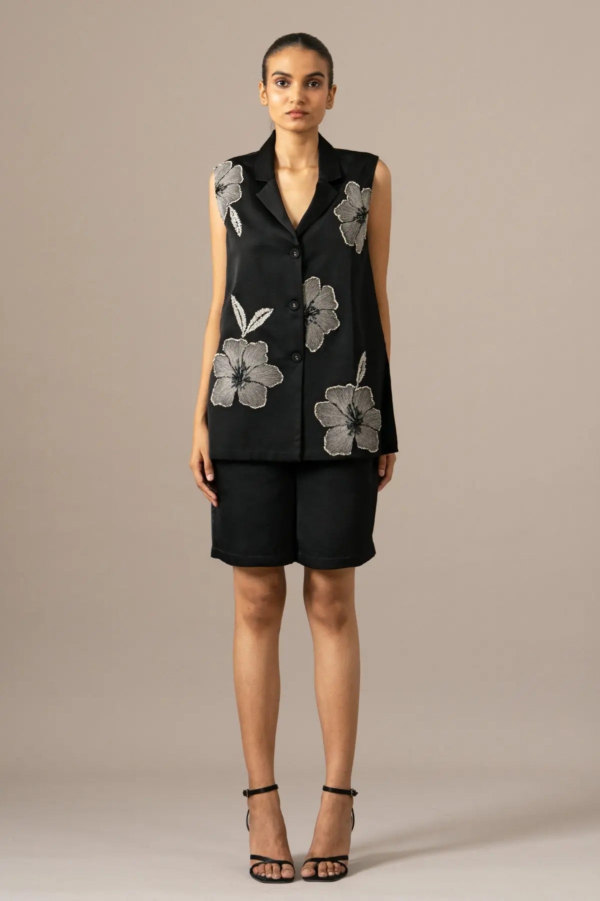 Poppy Flower Sleevless Coord Set Namrata Joshipura Online