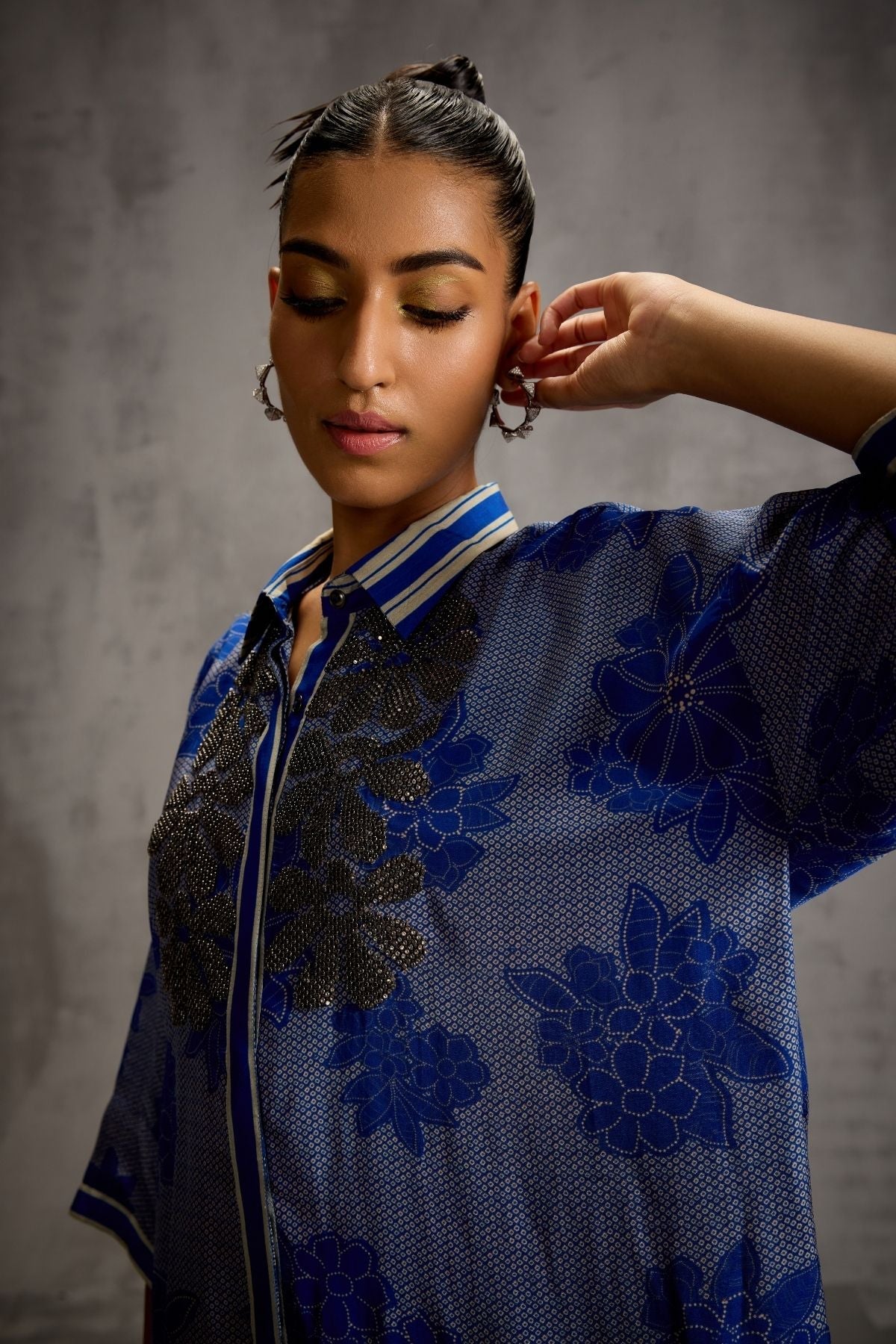 Hitachi Oversized Co-ord Namrata Joshipura