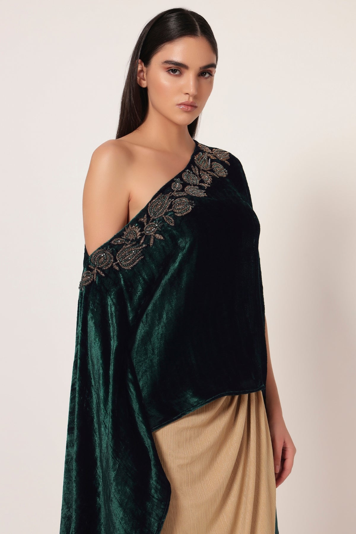 MARIELLE ONE OFF SHOULDER KAFTAN WITH DRAPE SKIRT Namrata Joshipura Online