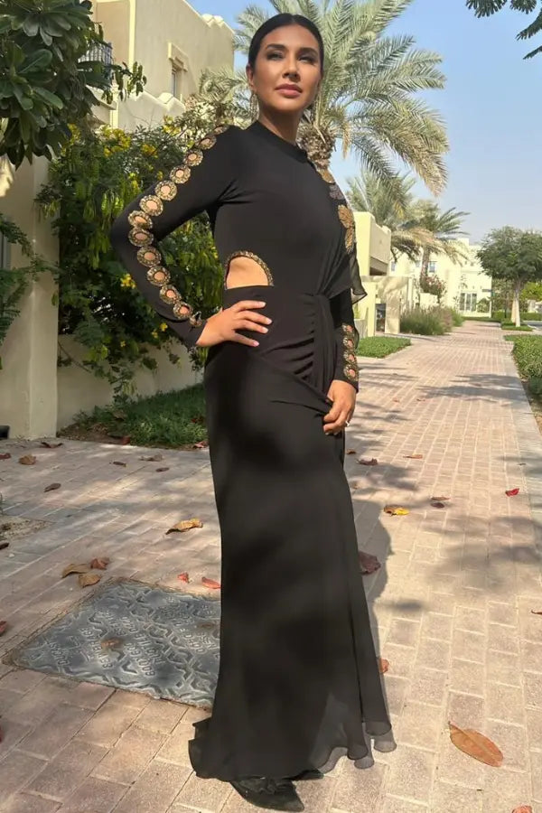 Lisa Ray in Katniss Shimmer Drape Saree Namrata Joshipura Online (Celebrity Muses)