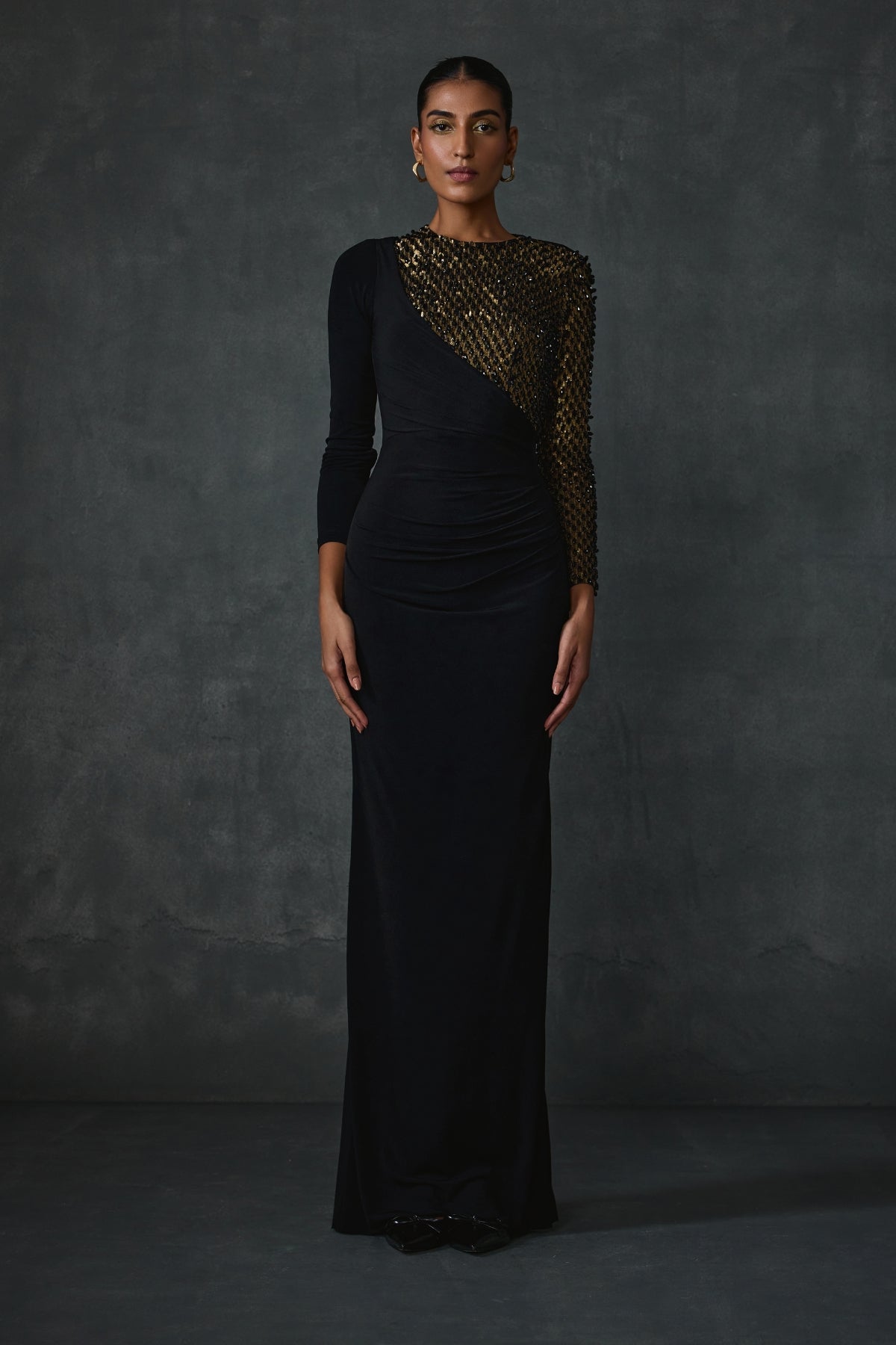 Dazzling Fitted Gown Namrata Joshipura Online