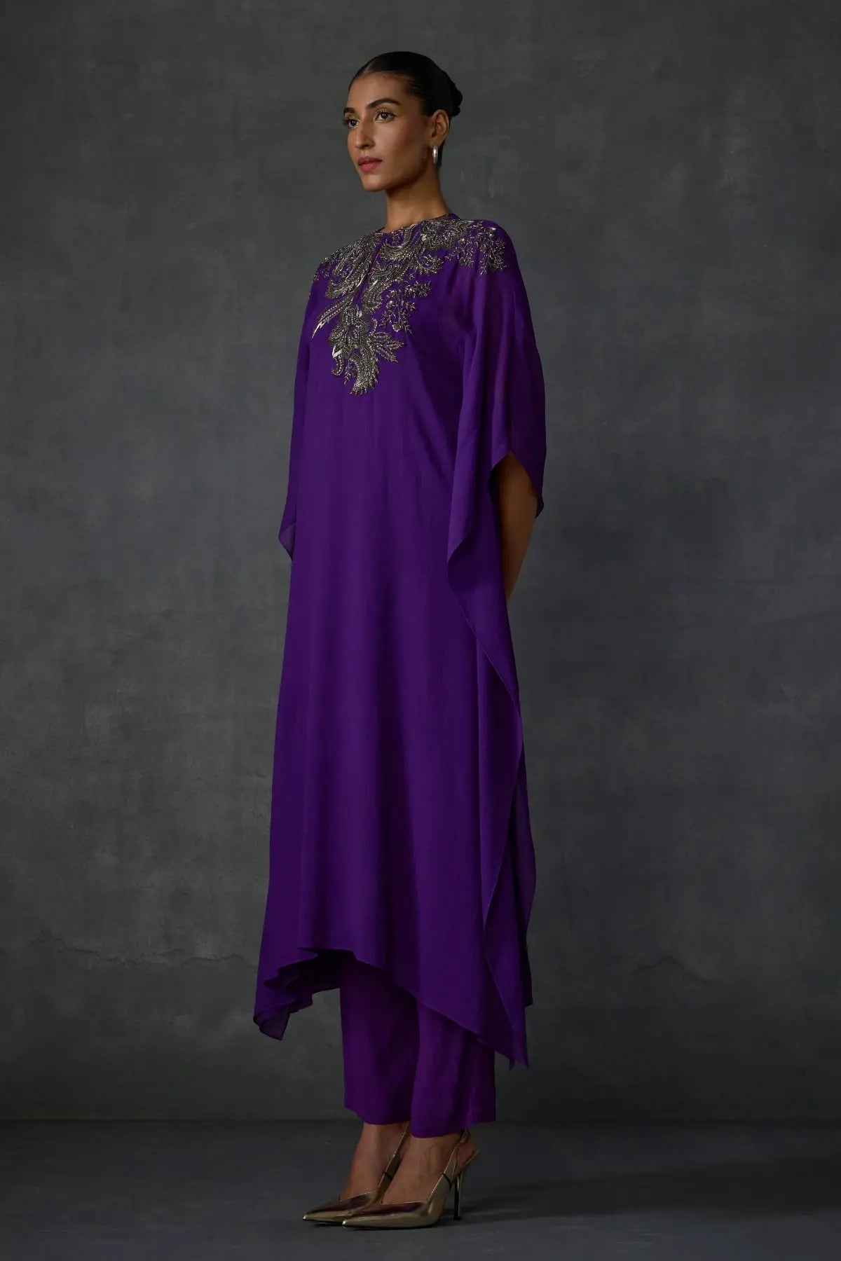 Peizuli Kaftan With Pants Namrata Joshipura Online